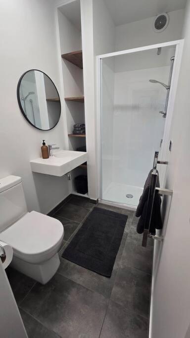 ביאנהיים Apartment 1 - Haddin Court - Executive One Bedroom מראה חיצוני תמונה